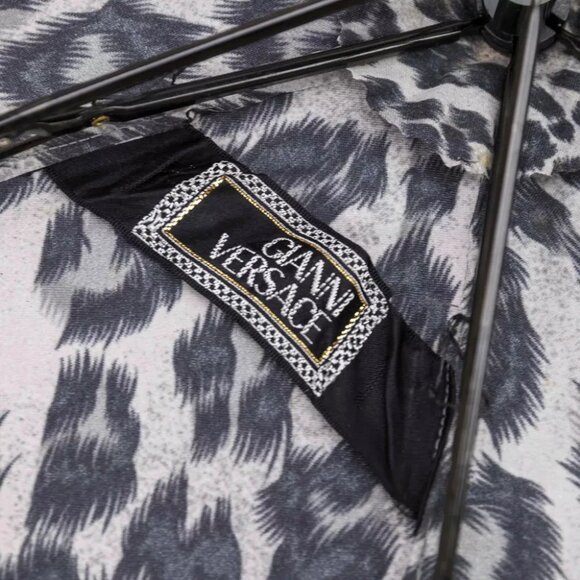 Authentic Vintage Gianni Versace Baroque pattern foldable umbrella - Picture 6 of 13